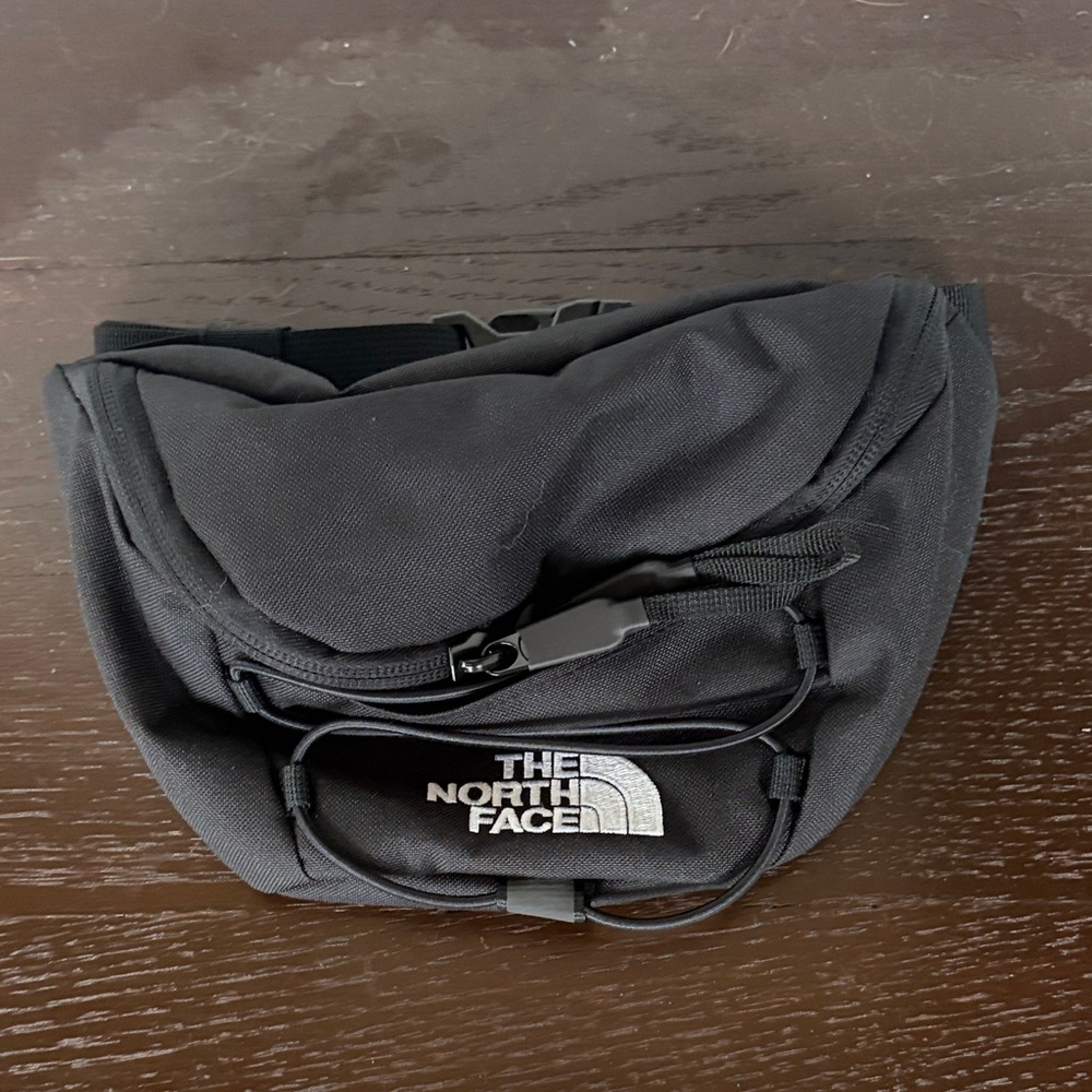 The North Face Classic Black Belt Bag